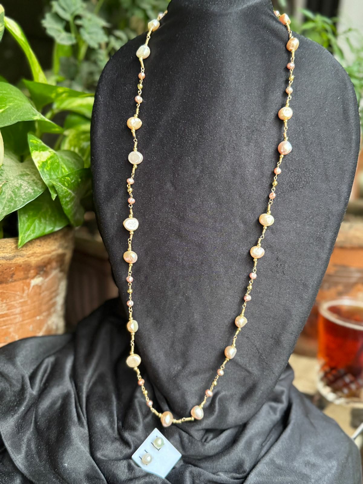 pearl necklace